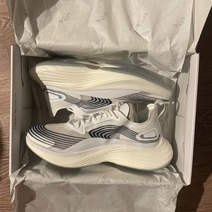 APL Womens NWT Streamline White/Clear/Midnight sz 6.5 (plz read description)